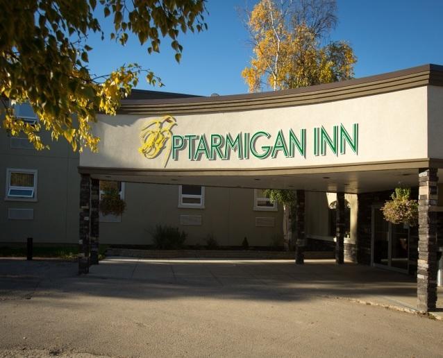 Ptarmigan Inn Hay River Ngoại thất bức ảnh